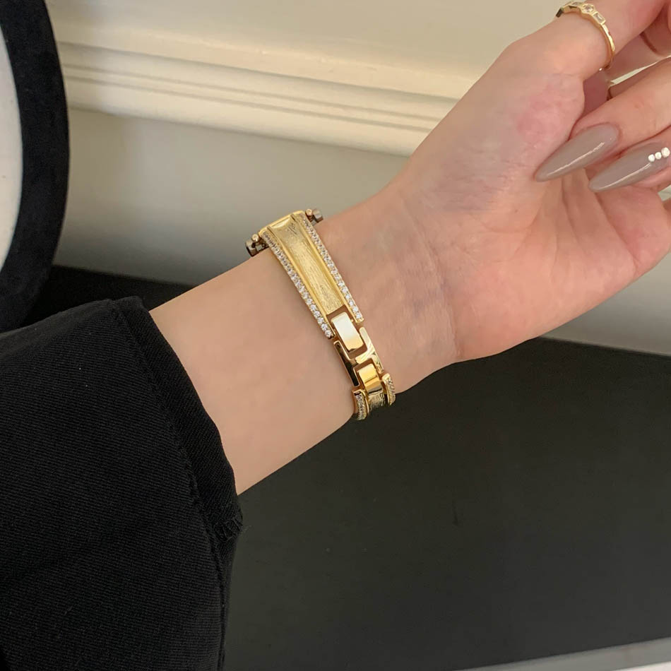 Vrouwen luxe Franse stijl band - Luxury Watch German recensie en prijs